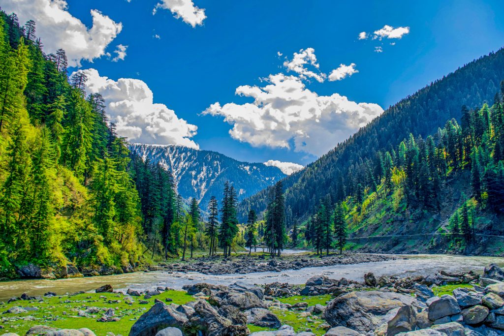 MY EXPERIENCE OF NEELUM VALLEY WITH AM TREKKERS & TOURS